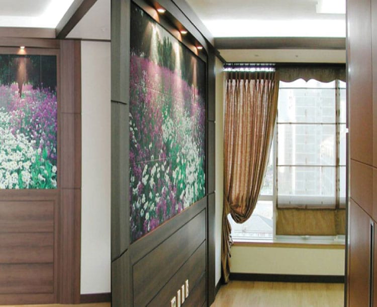 Open Gallery 1