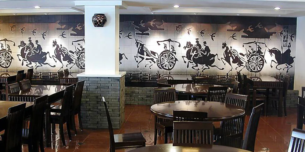 Art-Tile_Commercial_1.jpg